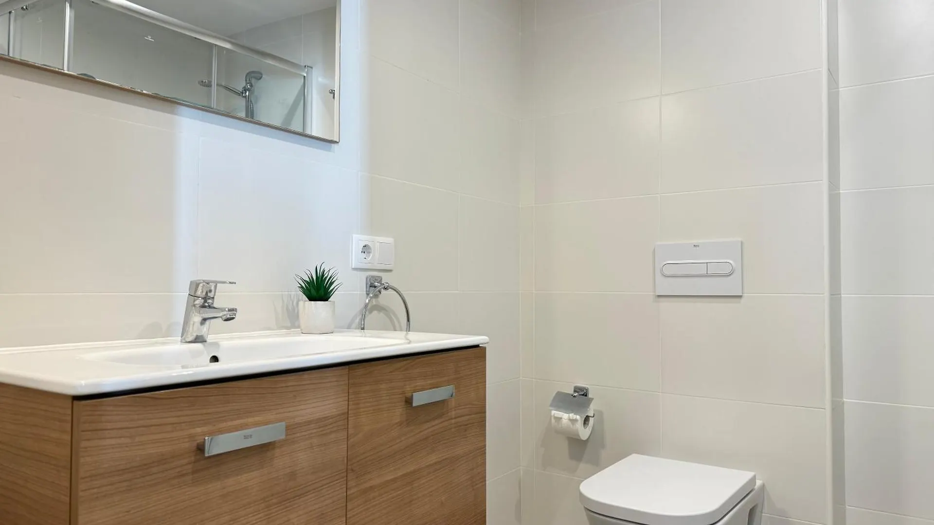 Agi Cosconilles Centro Apartment Roses Spain