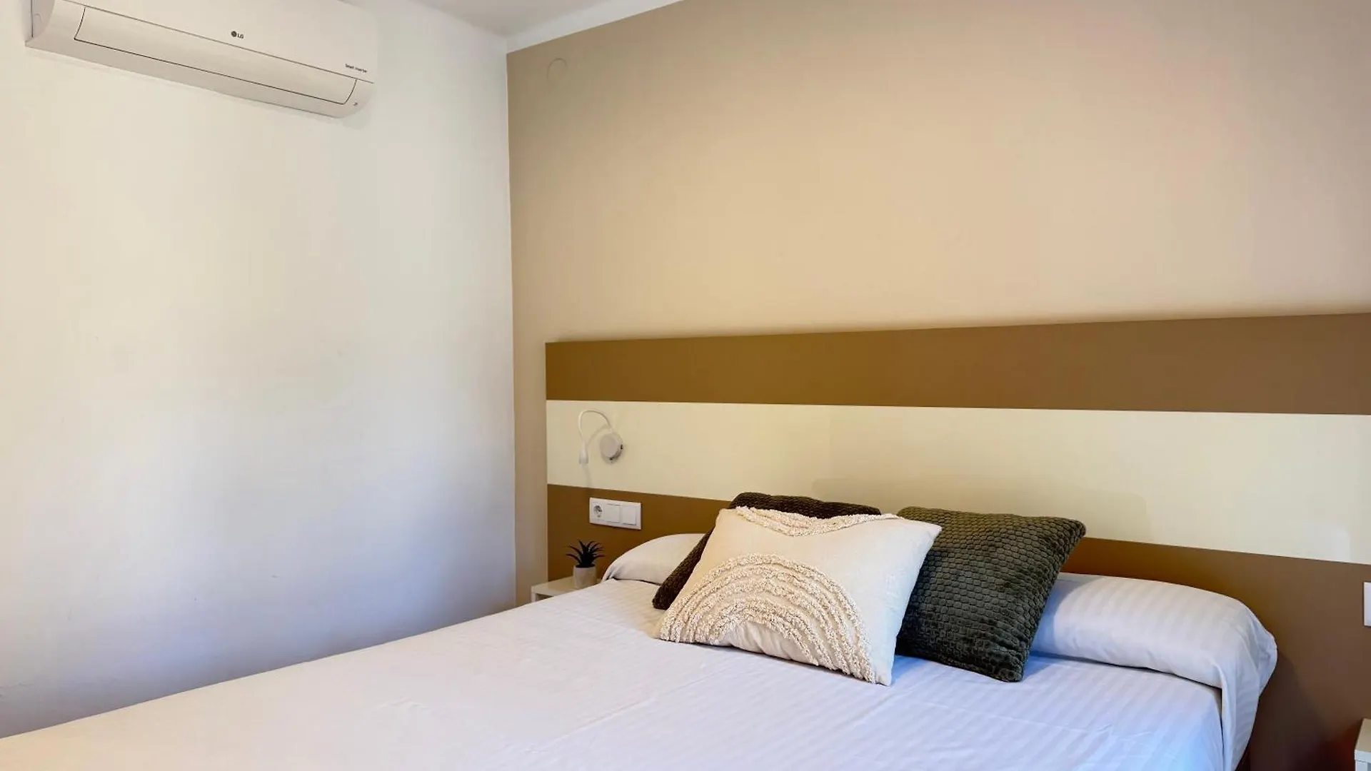 Agi Cosconilles Centro Apartment Roses