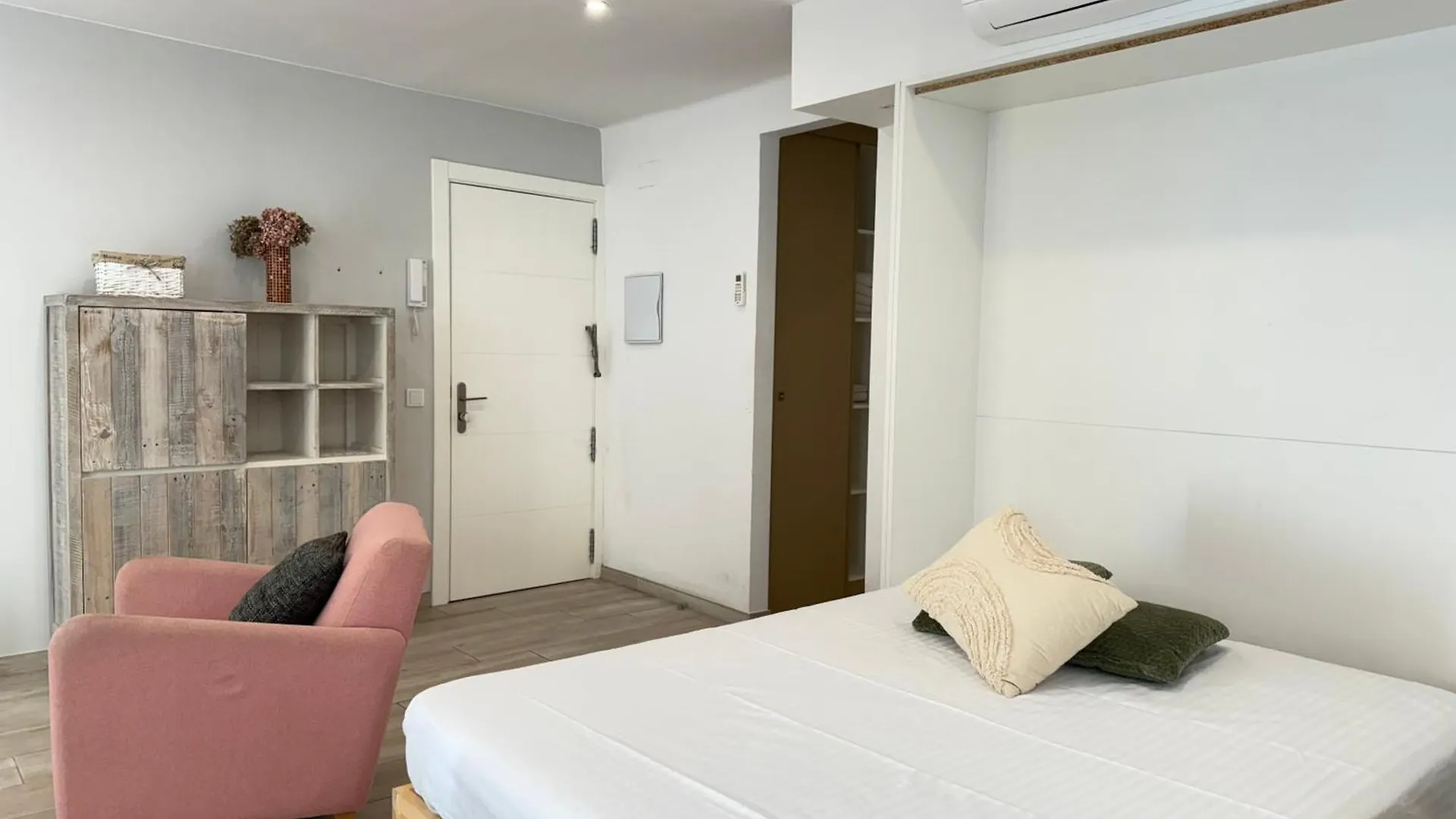 Agi Cosconilles Centro Apartment Roses Spain