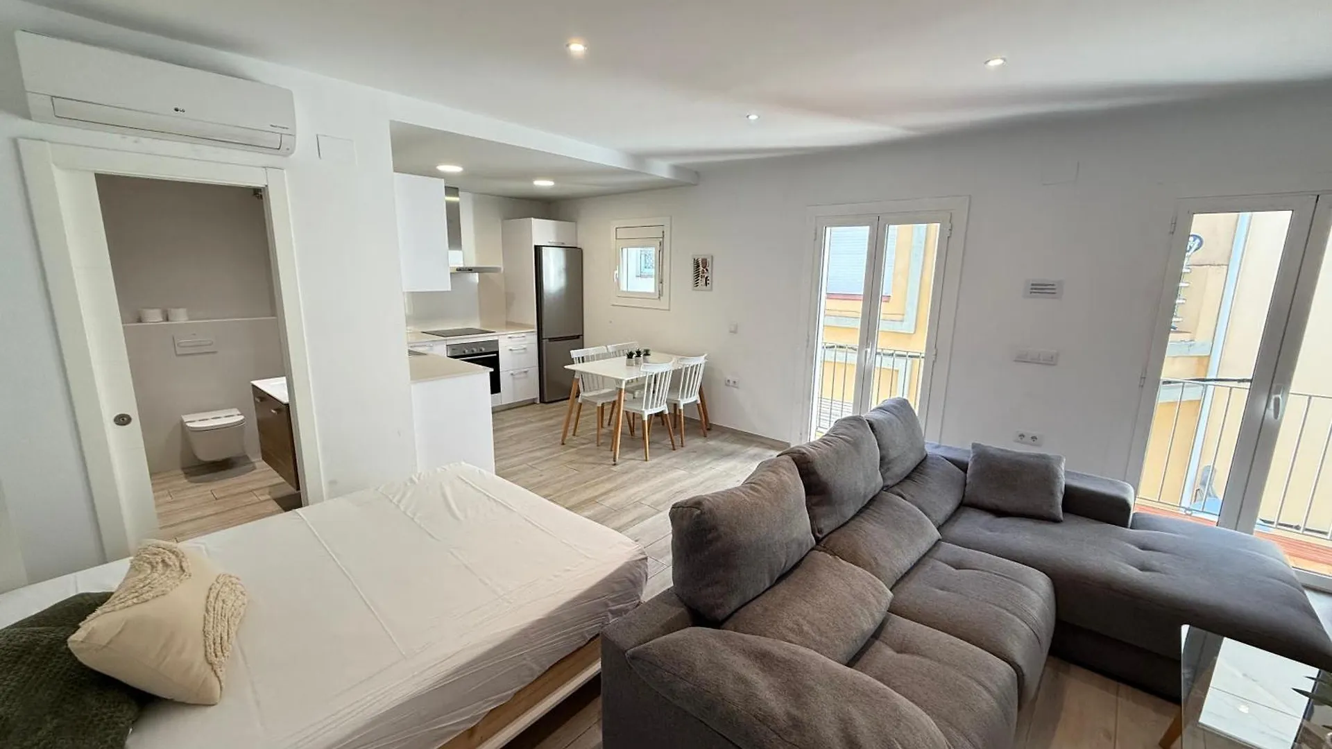 Agi Cosconilles Centro Apartment Roses